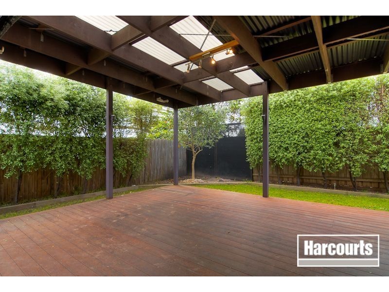 37 Chardonnay Drive, Skye VIC 3977