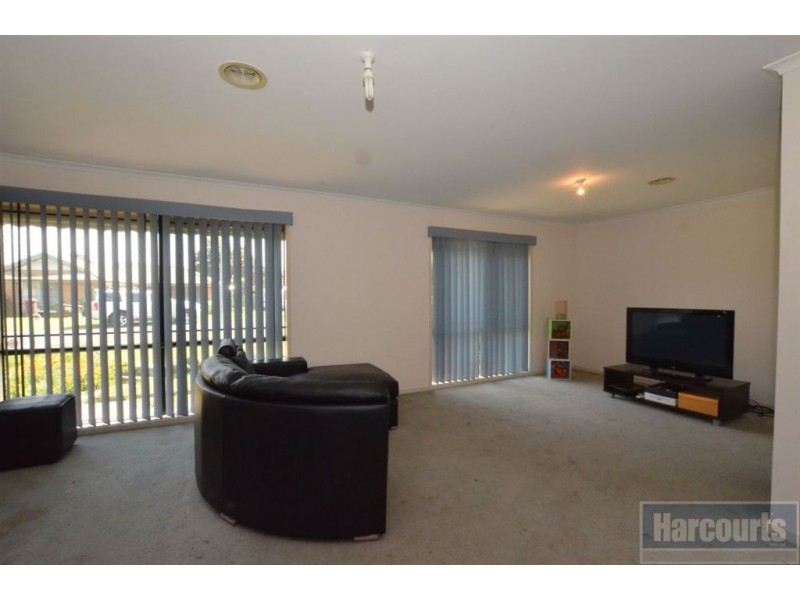 7 Gum Vista Walk, Skye VIC 3977