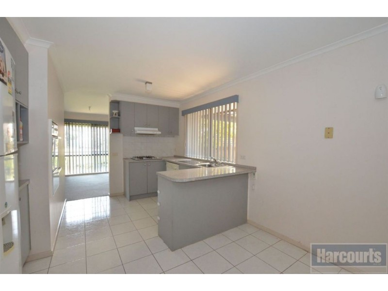 7 Gum Vista Walk, Skye VIC 3977