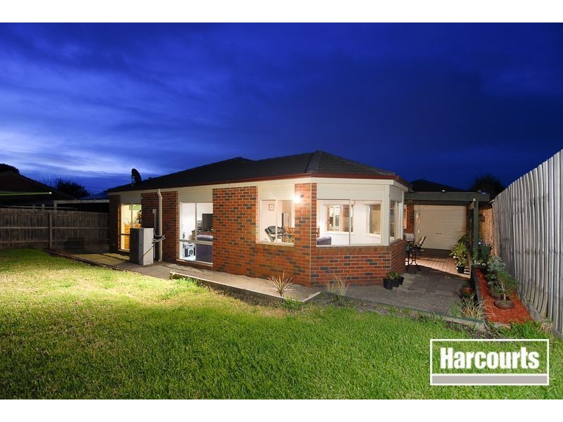 28 Victory Way, Carrum Downs VIC 3201