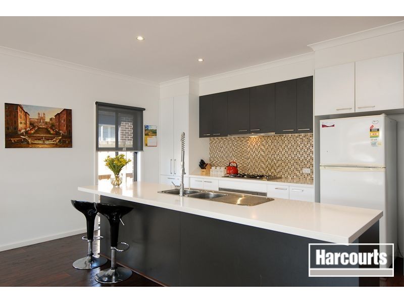 12 Dalray Street, Sandhurst VIC 3977