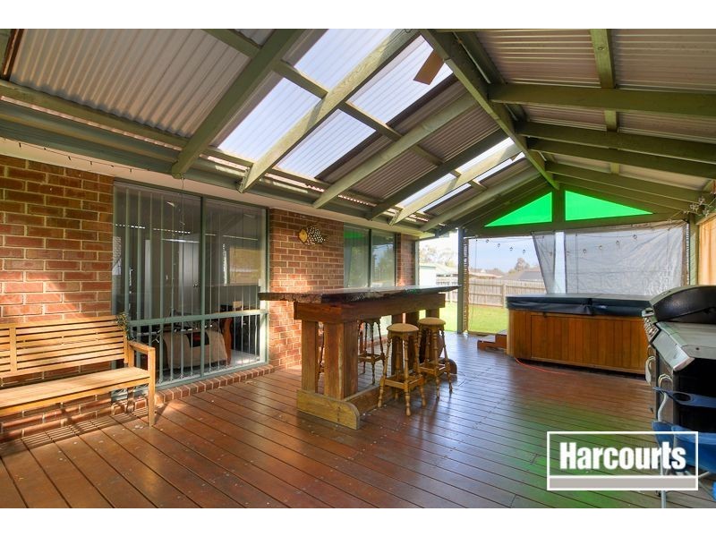 9 Perkins Drive, Carrum Downs VIC 3201