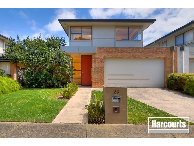 29 Barton Drive, Sandhurst VIC 3977
