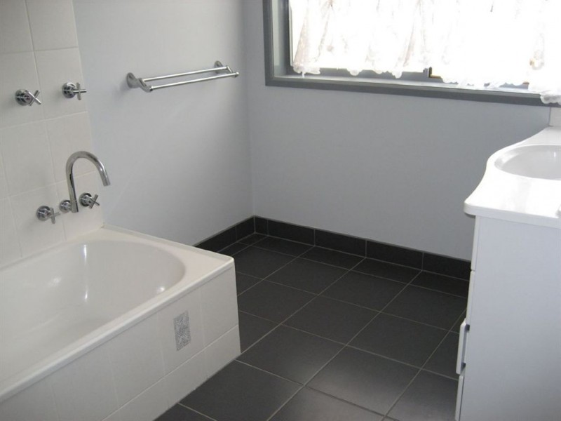 4 Sturdee Street, Seaford VIC 3198