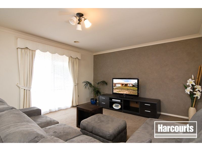 14 Perkins Drive, Carrum Downs VIC 3201