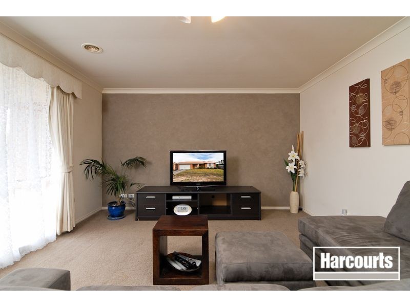 14 Perkins Drive, Carrum Downs VIC 3201