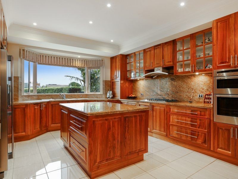 10 Kingsford Smith Court, Sandhurst VIC 3977