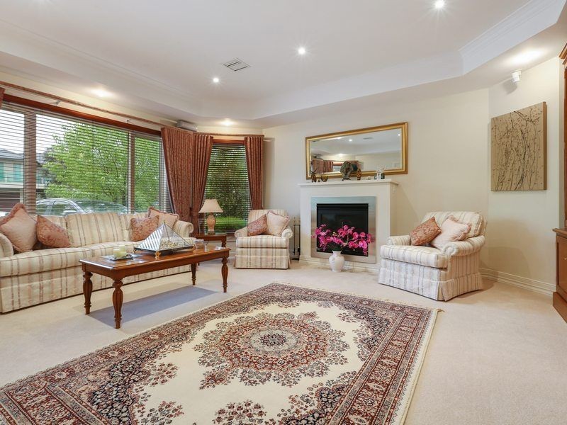 10 Kingsford Smith Court, Sandhurst VIC 3977