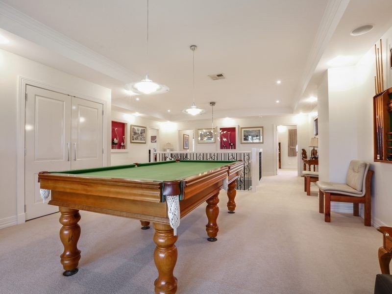 10 Kingsford Smith Court, Sandhurst VIC 3977