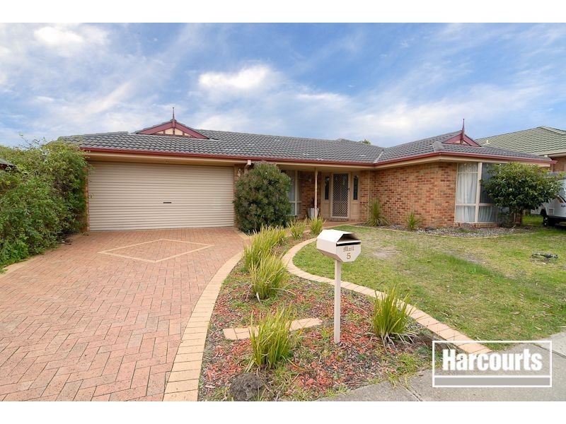 5 Market Court, Skye VIC 3977