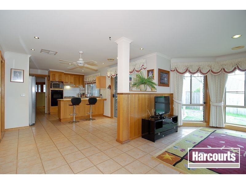 5 Market Court, Skye VIC 3977