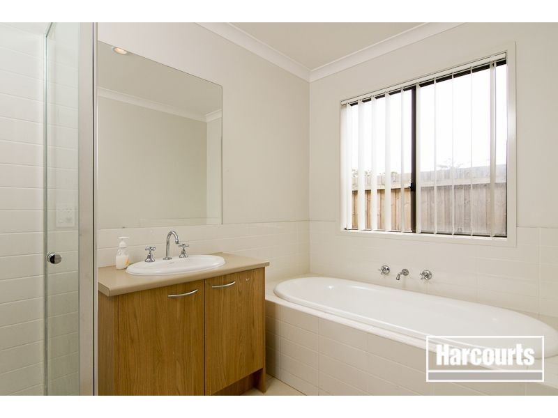 10 Wodalla Circuit, Sandhurst VIC 3977