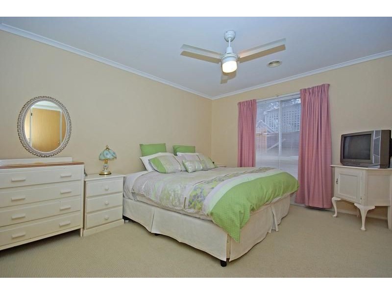 1/24 Newton Street, Seaford VIC 3198