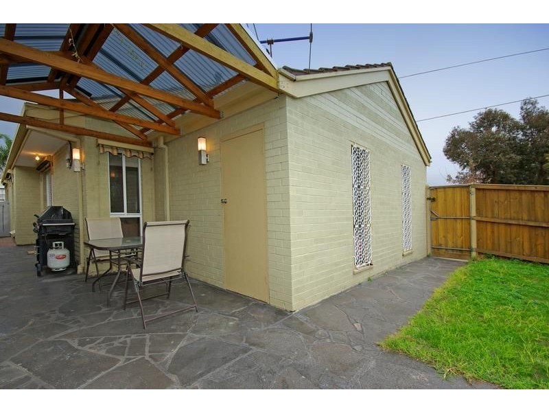 1/24 Newton Street, Seaford VIC 3198