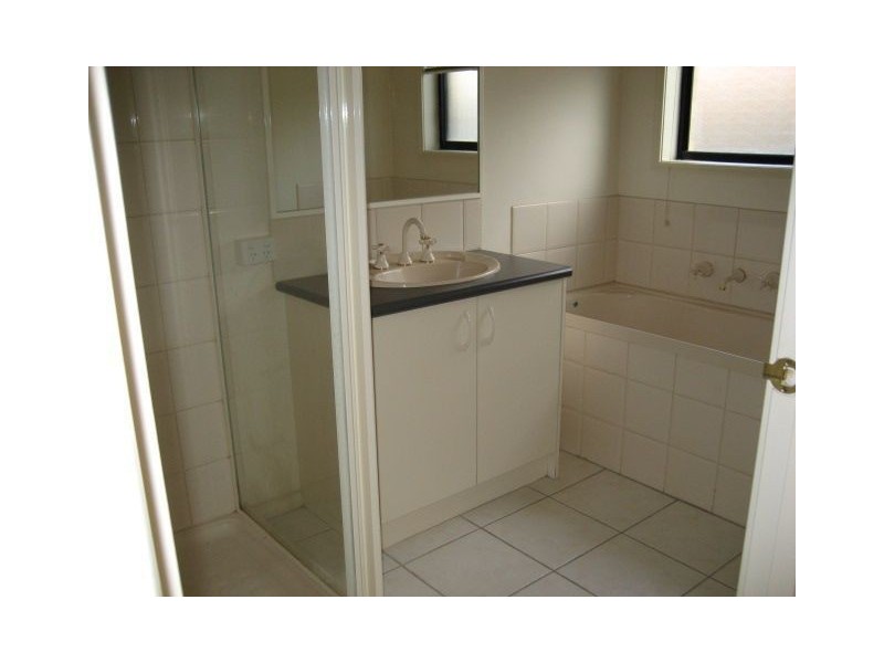 27 Lansell Court, Carrum Downs VIC 3201