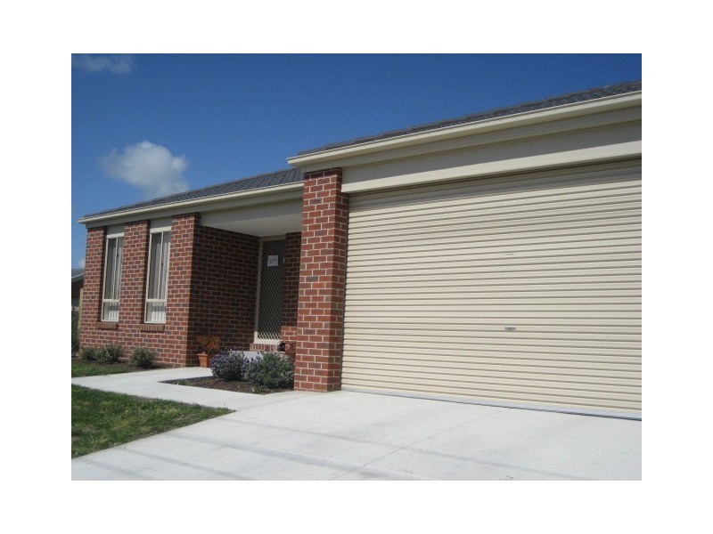 2 Esta Court, Carrum Downs VIC 3201