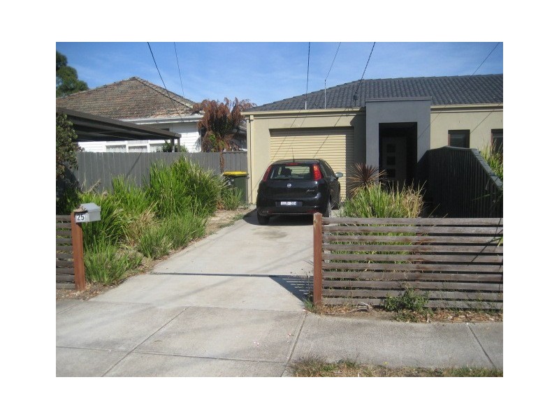 125 Airlie Grove, Seaford VIC 3198