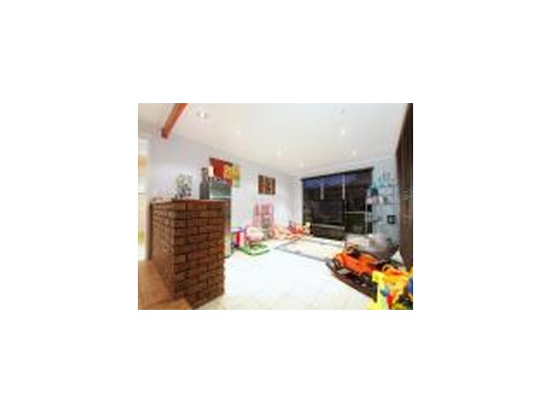 143 Lyrebird Drive, Carrum Downs VIC 3201