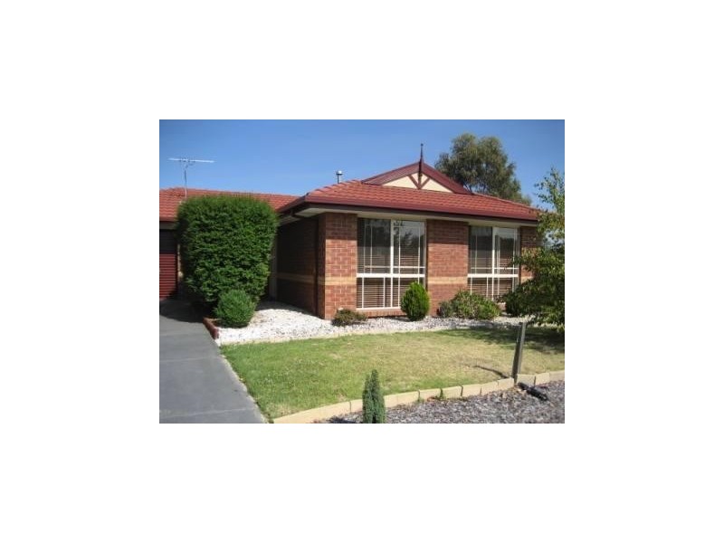 13 Orama Avenue, Carrum Downs VIC 3201