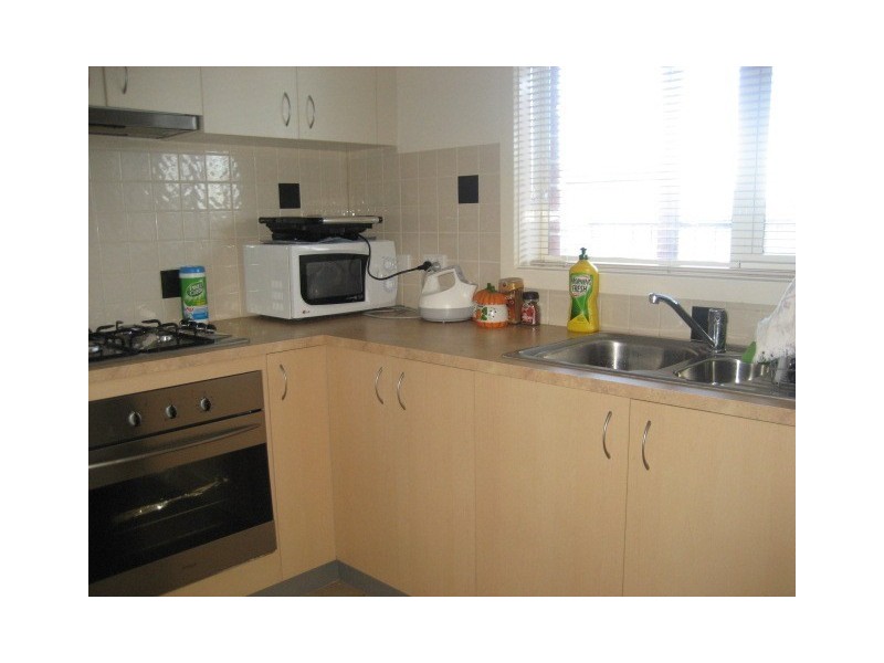 10/10 Hall Road, Carrum Downs VIC 3201