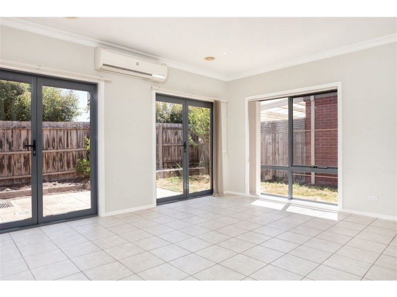 3/227 Thames Promenade, Chelsea Heights VIC 3196