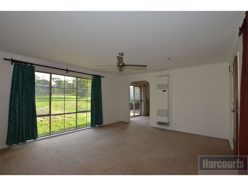 69 Darnley Drive, Skye VIC 3977