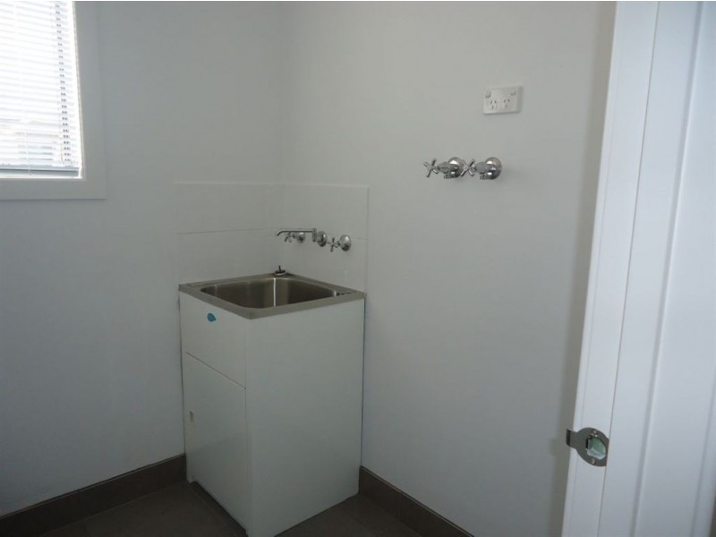 8/20 Robins Drive, Carrum Downs VIC 3201