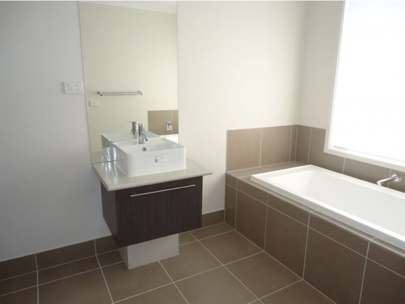 29 George Frederick Road, Cranbourne West VIC 3977