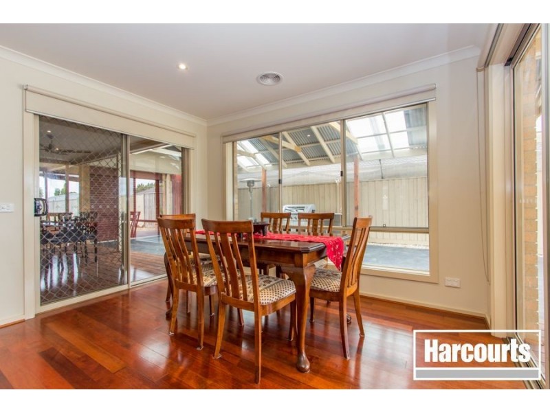 150 Rosebank Drive, Cranbourne North VIC 3977