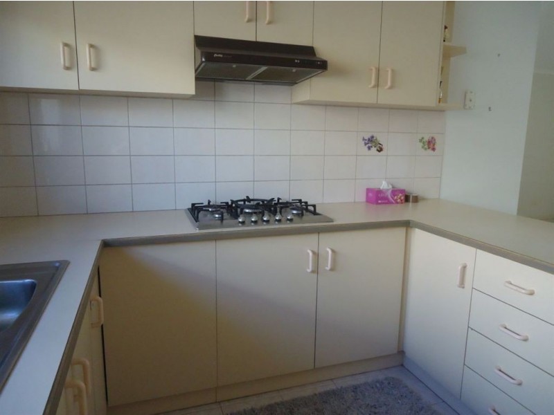 82 Courtenany Avenue, Cranbourne VIC 3977