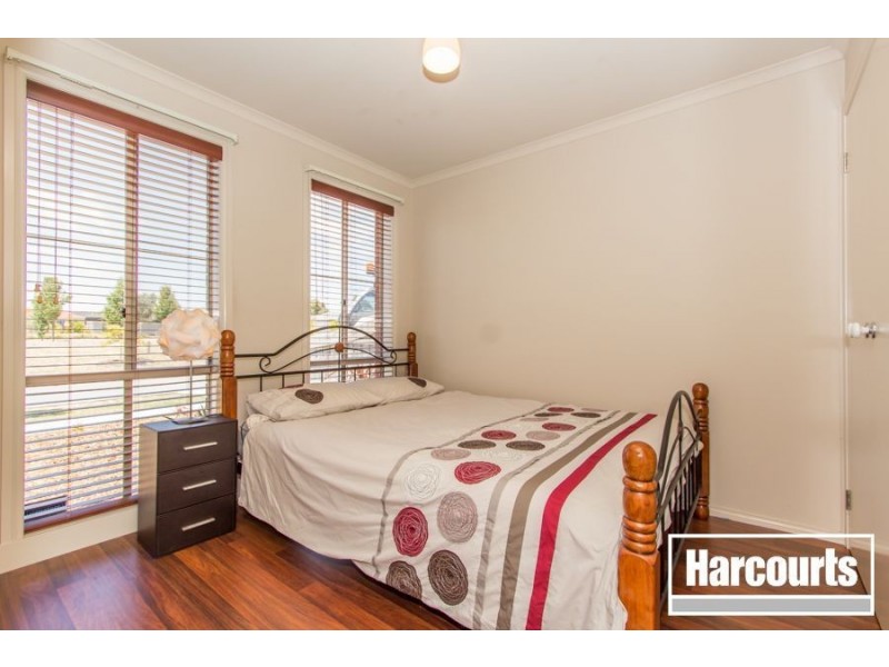 2 Aztec Place, Cranbourne VIC 3977
