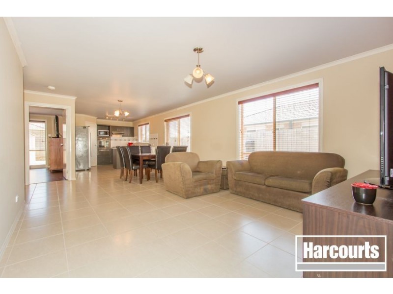 2 Aztec Place, Cranbourne VIC 3977