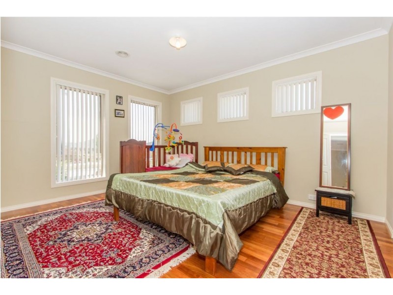 122 Rosebank drive, Cranbourne North VIC 3977