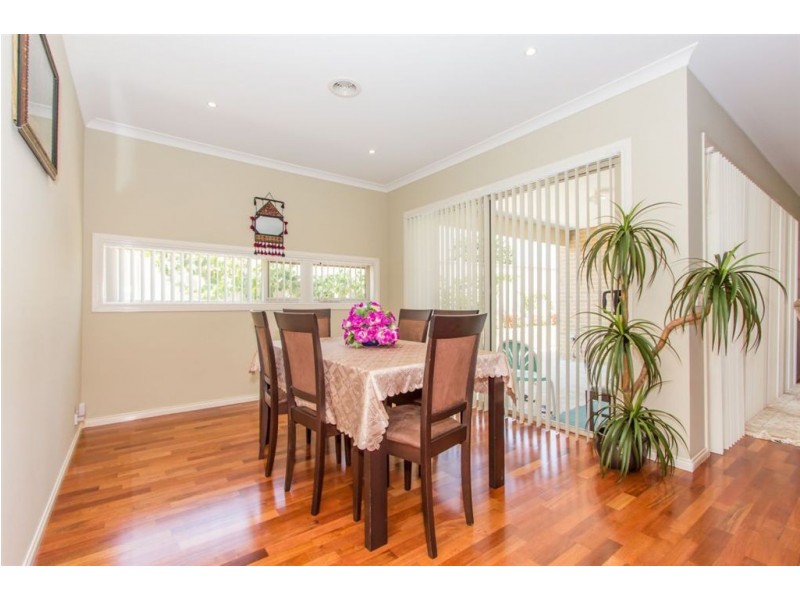 122 Rosebank drive, Cranbourne North VIC 3977