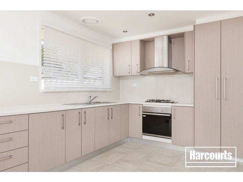 25 Upton Crescent, Narre Warren VIC 3805