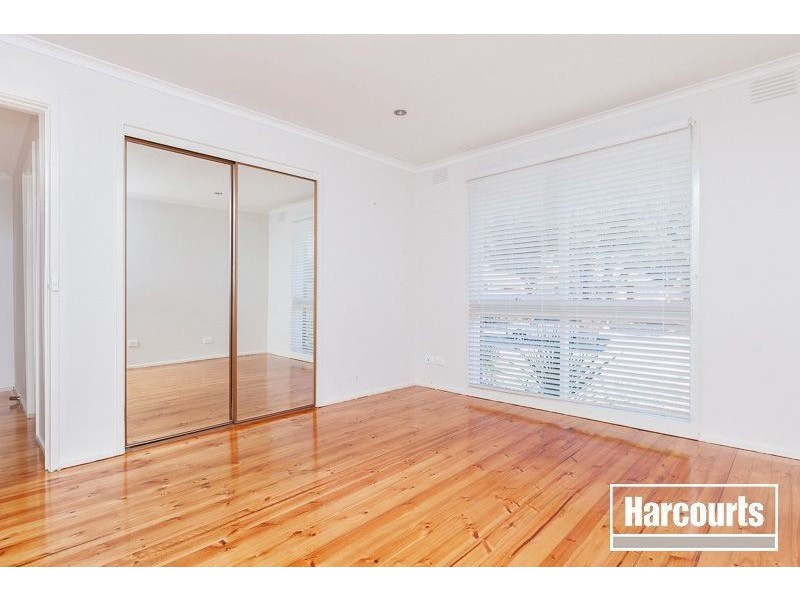 25 Upton Crescent, Narre Warren VIC 3805