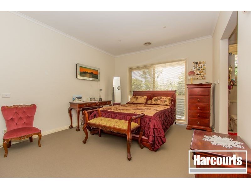 1195 North Road, Devon Meadows VIC 3977