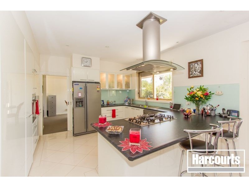 1195 North Road, Devon Meadows VIC 3977