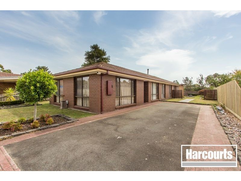 11 Jasmine Court, Cranbourne North VIC 3977