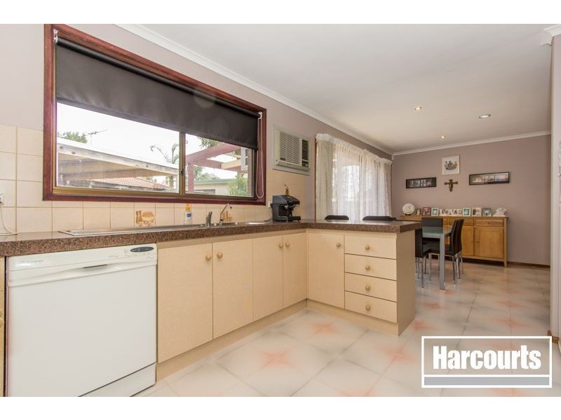 11 Jasmine Court, Cranbourne North VIC 3977