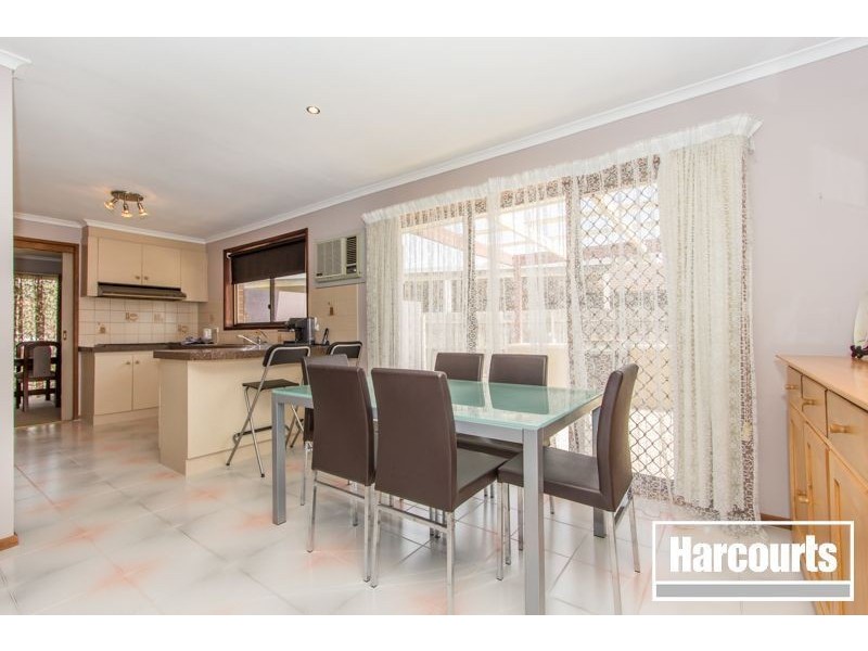 11 Jasmine Court, Cranbourne North VIC 3977