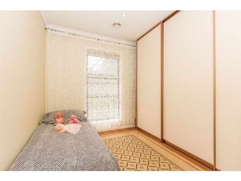 14 Kennedy Court, Cranbourne North VIC 3977