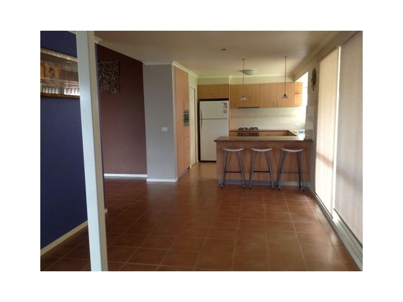 12 Waverley Park Drive, Cranbourne North VIC 3977