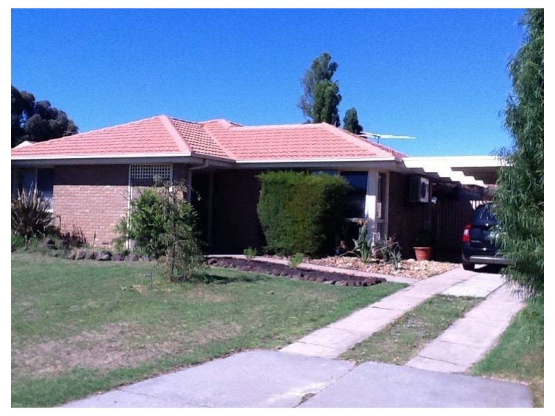 6 Rebecca Court, Cranbourne North VIC 3977