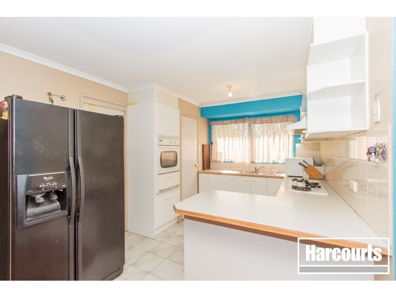 4 Primrose court, Cranbourne North VIC 3977