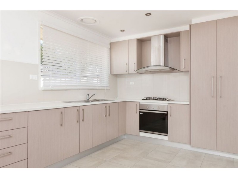 25 Upton Crescent, Narre Warren VIC 3805