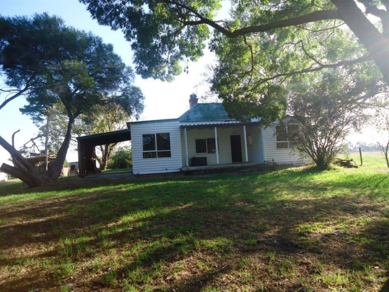 2/2615 South Gippsland Highway, Tooradin VIC 3980