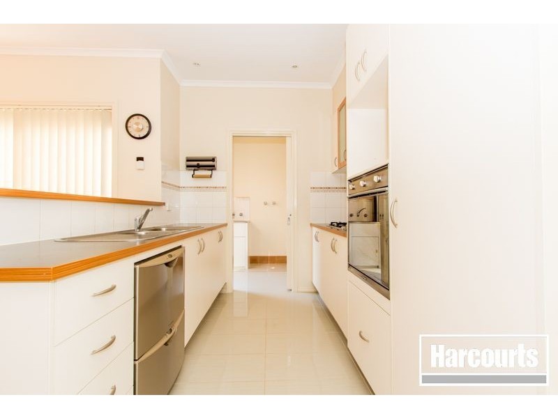 115 Golden Grove, Narre Warren South VIC 3805