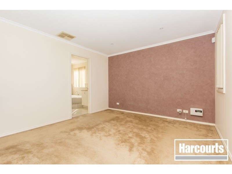 115 Golden Grove, Narre Warren South VIC 3805