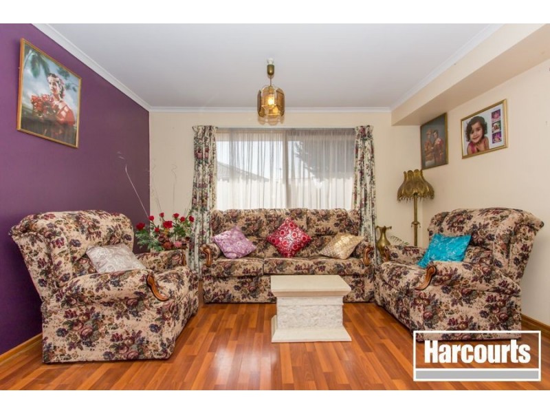 20 Terrence Drive, Cranbourne North VIC 3977